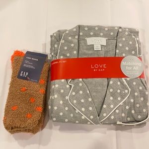 NWT Love by Gap Flannel PJ Set with Cozy Socks
